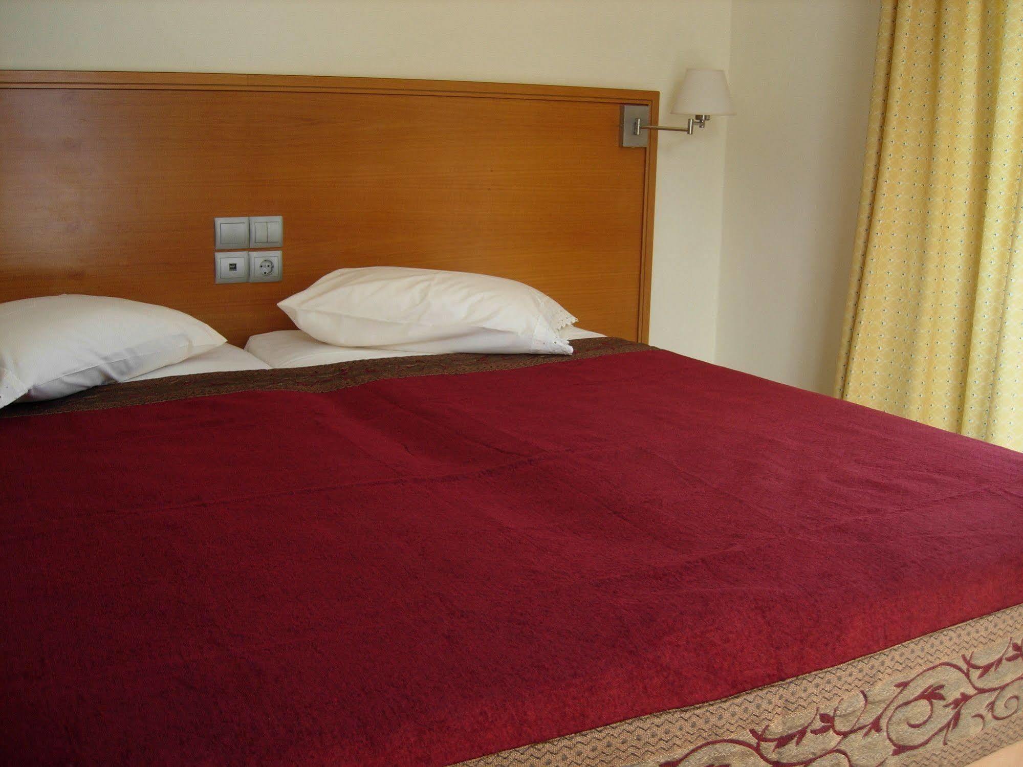 Philippos Studios & Apartments Kardamena  ภายนอก รูปภาพ
