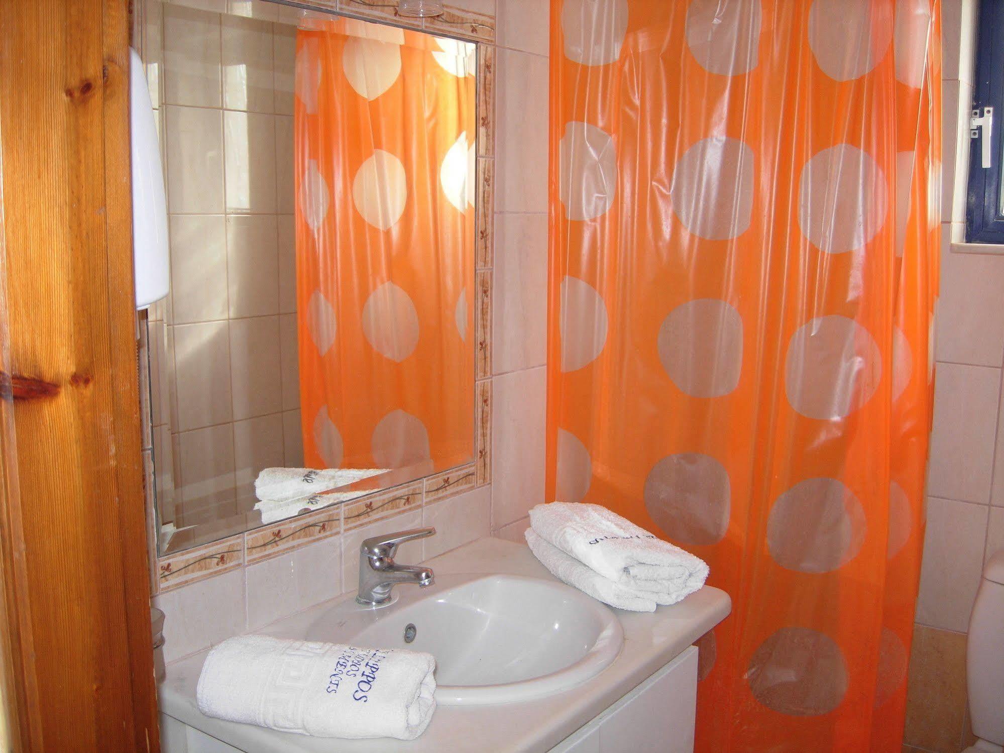 Philippos Studios & Apartments Kardamena  ภายนอก รูปภาพ