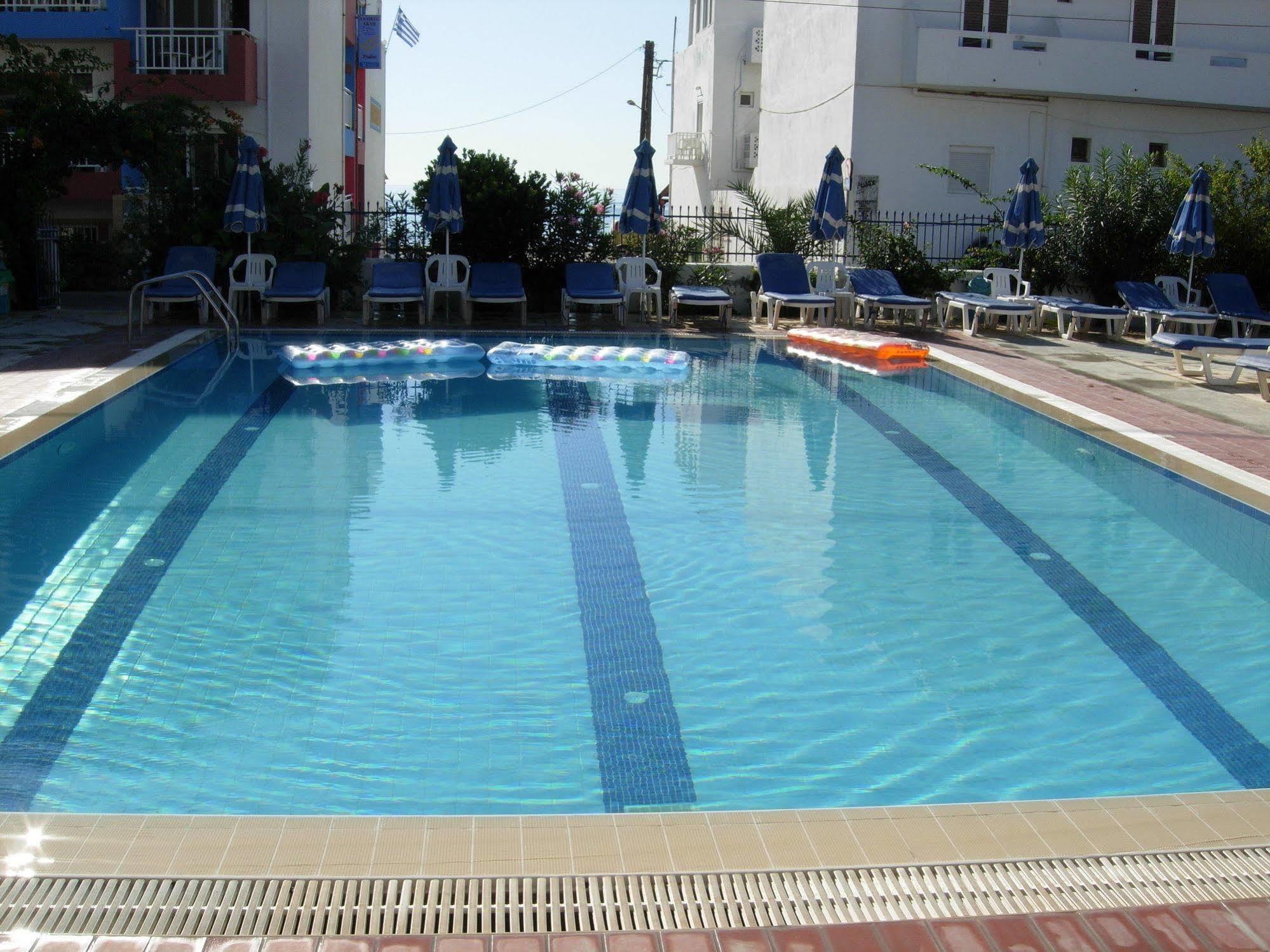 Philippos Studios & Apartments Kardamena  ภายนอก รูปภาพ